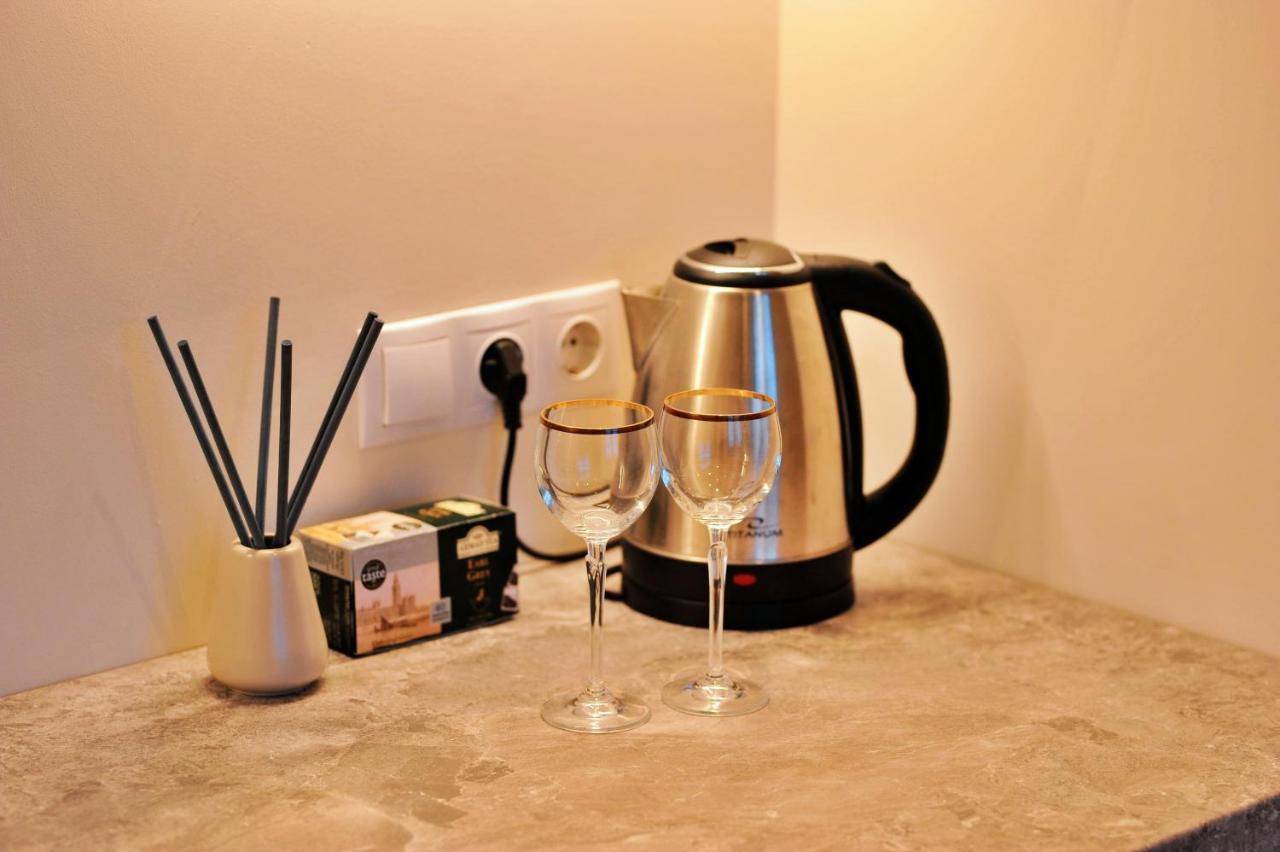 Gertrudes Residence Stay In Light-Filled Studio Apartment In Central Riga Esterno foto